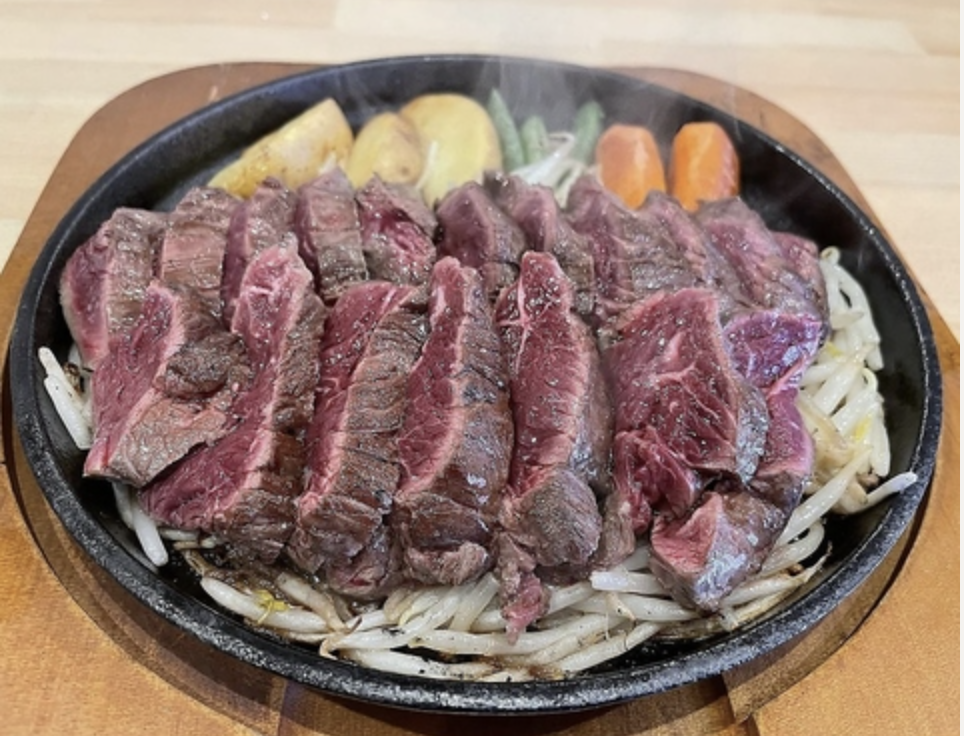 牛サガリ鉄板